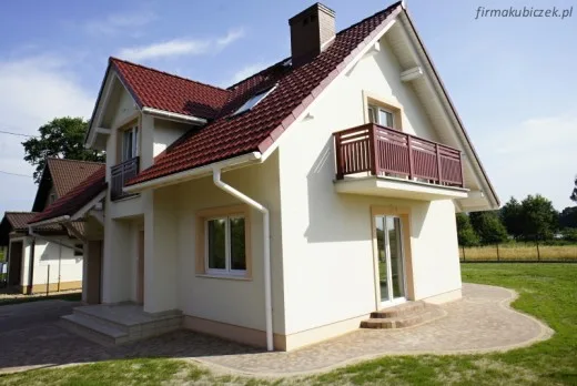 Bardzo ładny dom, gotowy do zamieszkania