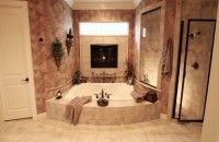 Aranżacja kominka w łazience – styl rezydencjonalny