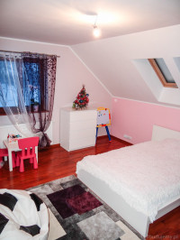 różowy pokój dla dziewczynki białe mebelki ikea
