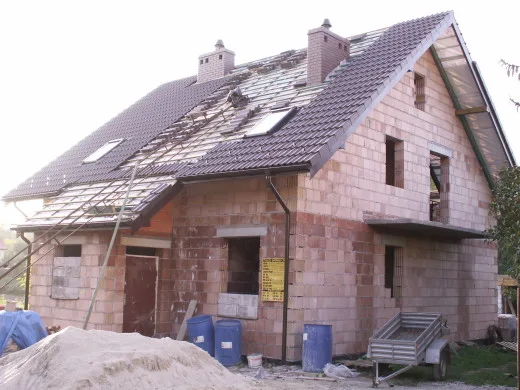 Układanie dachówki cementowej euronit