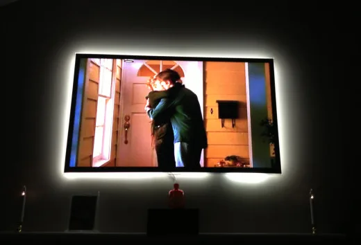 Światło z zza telewizora podświetlenie tv