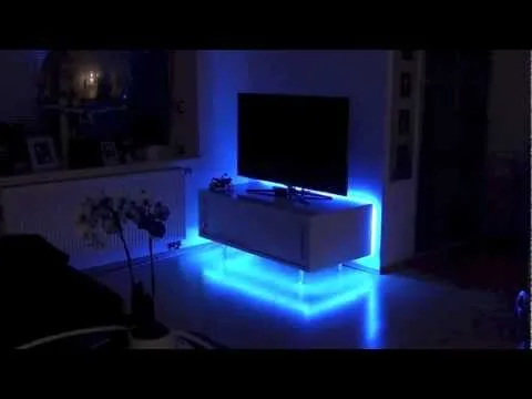 Podświetlenie tyłu telewizora