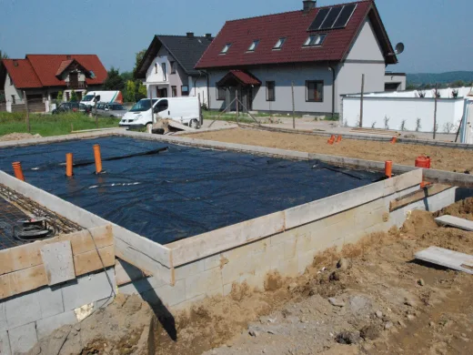 Inwestycja przy ul. Kopernika w Skawinie Podłoga na gruncie, przygotowania pod chudy beton