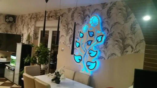 Panel ścienny TKLED, wzór w słoneczniki, wymiar 170 x 70 cm, wbudowana instalacja LED RGB