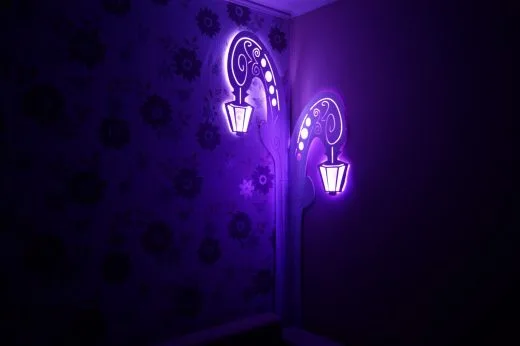Latarnia Barok 1, 55 x 200 cm – wykonana z płyty mdf + oświetlenie led rgb