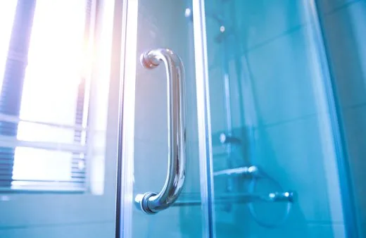 Zalety kabin prysznicowych typu walk-in